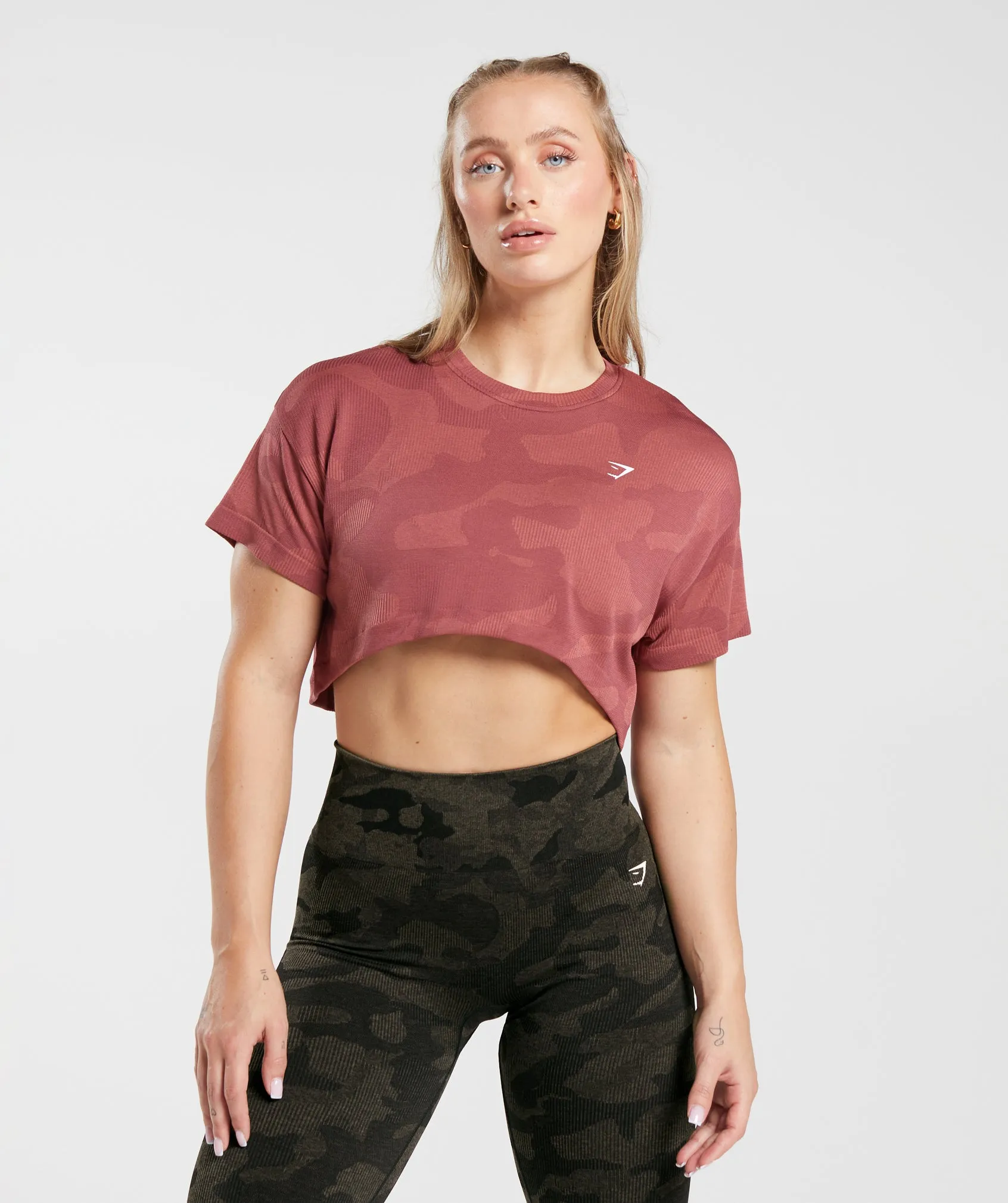 Gymshark Adapt Camo Seamless Ribbed Crop Top - Soft Berry/Sunbaked Pink