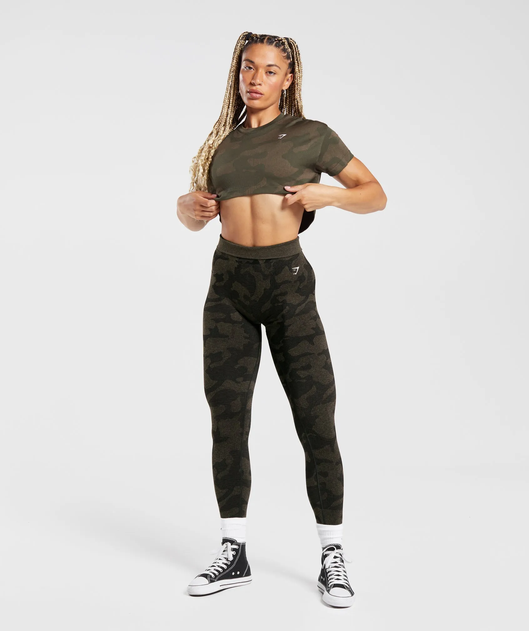 Gymshark Winter Olive/Soul Brown Camo Seamless Ribbed Crop Top - Ideal for Fitness & Sportswear