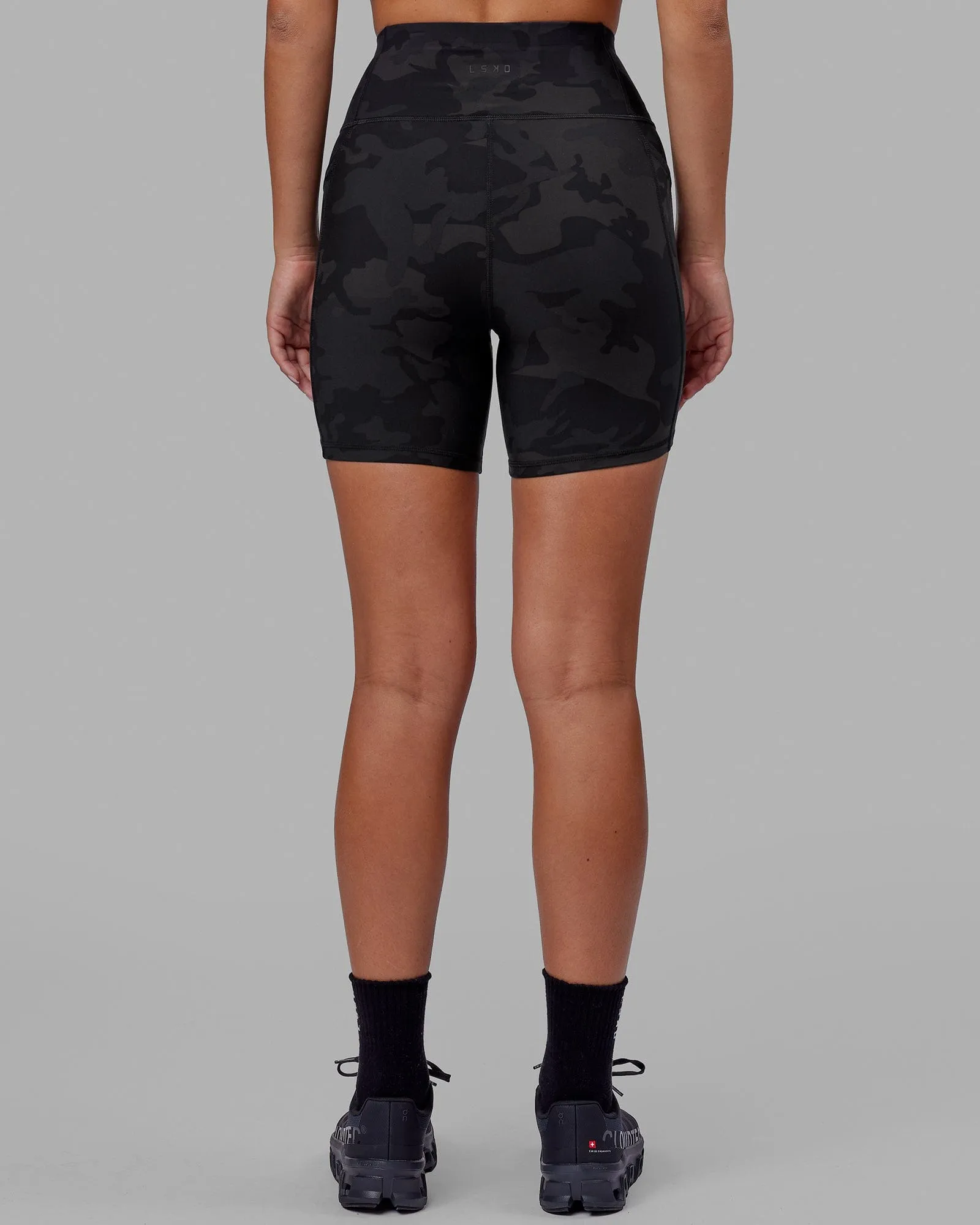 Rep Mid-Length Shorts - Black Camo